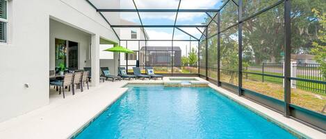 Beheizter Pool