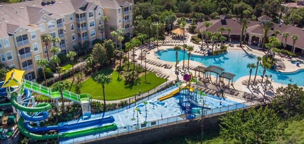 A heated pool - Disney Getaway! Townhouse with Private Pool. Book Now! #CG3435 (Orlando)
