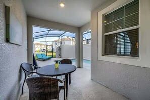 Outdoor dining - Disney Getaway! Townhouse with Private Pool. Book Now! #CG3435 (Orlando)