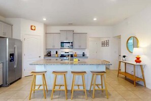 Fridge, microwave, oven, stovetop - Disney Getaway! Private Pool, Hot Tub & Game Room. Book Now! #Solt958 (Orlando)