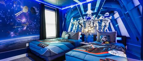 10 bedrooms, iron/ironing board, WiFi, bed sheets