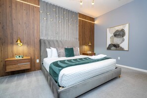 8 bedrooms, iron/ironing board, WiFi, bed sheets - Disney! Private Pool, Game Room & Themed Bedrooms. Book Now! #PG20 (Orlando)