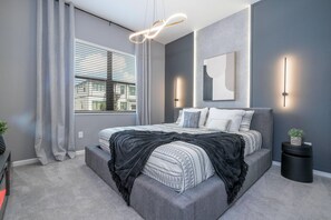 8 bedrooms, iron/ironing board, WiFi, bed sheets