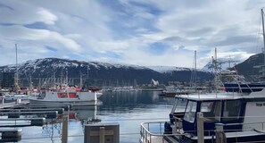 Apartment | Marina - Central Arctic Apartment - 4 Bedrooms and Parking (Tromsø)