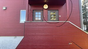 Apartment | Exterior - Central Arctic Apartment - 4 Bedrooms and Parking (Tromsø)