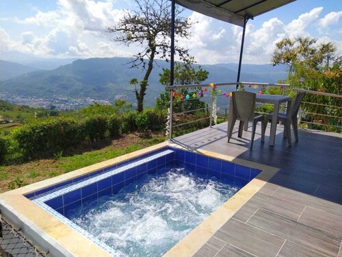 Cabaña la Esmeralda . A 15 Minutos de San Gil via Barichara Somos pet Friendly