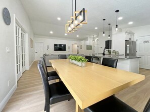 Dining - Bright contemporary home, recently renovated, private south facing pool, movie room (Kissimmee)