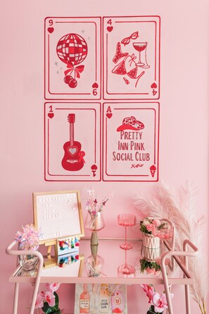 Interior - Pretty Inn Pink (Nashville)