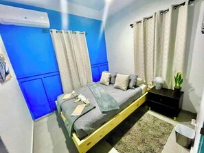 3 bedrooms, in-room safe, desk, iron/ironing board - Casa ocean blue, by the beach.
(Luquillo)