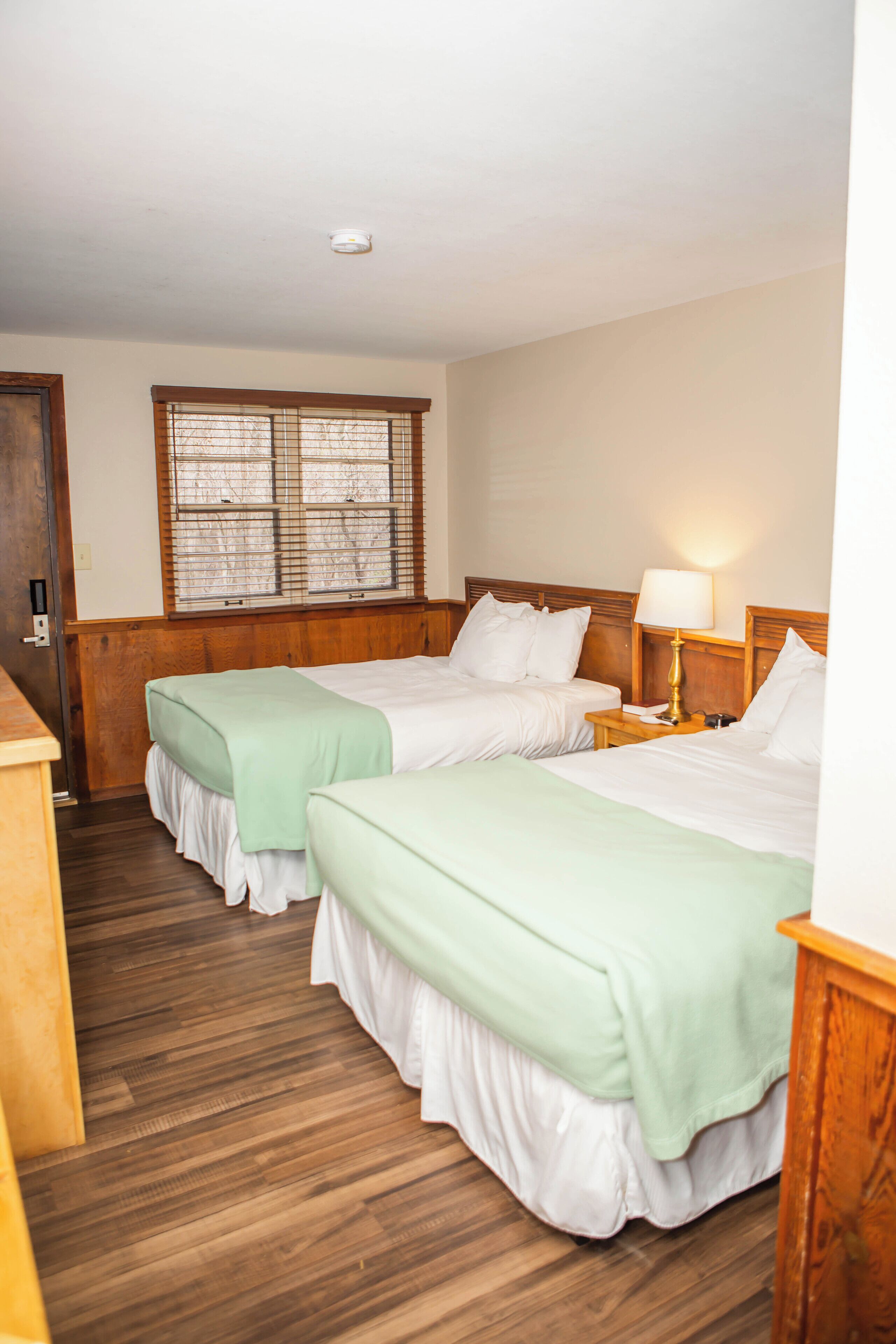 Basic Double Room, Patio | Premium bedding, pillowtop beds, desk, free rollaway beds