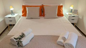 3 Schlafzimmer, Bügeleisen/Bügelbrett, Reisekinderbett, WLAN