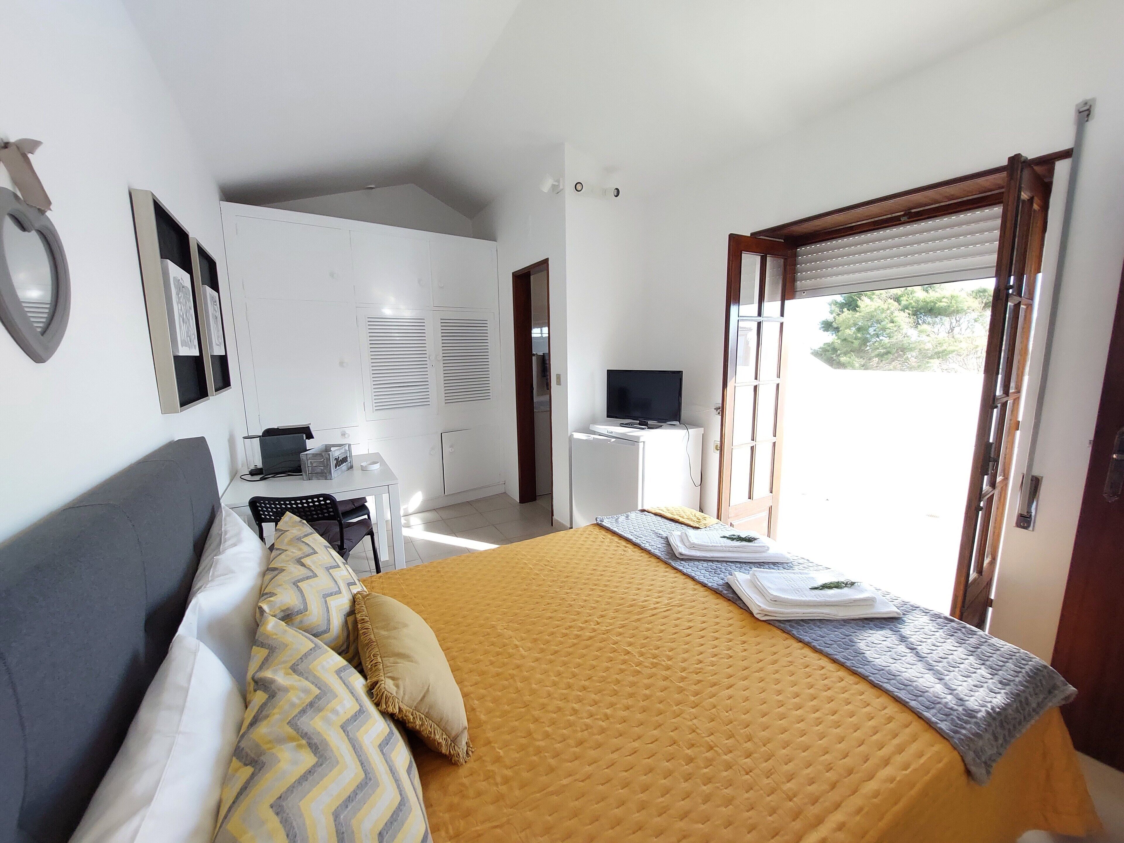 1 間睡房、熨斗/熨衫板、Wi-Fi、床單