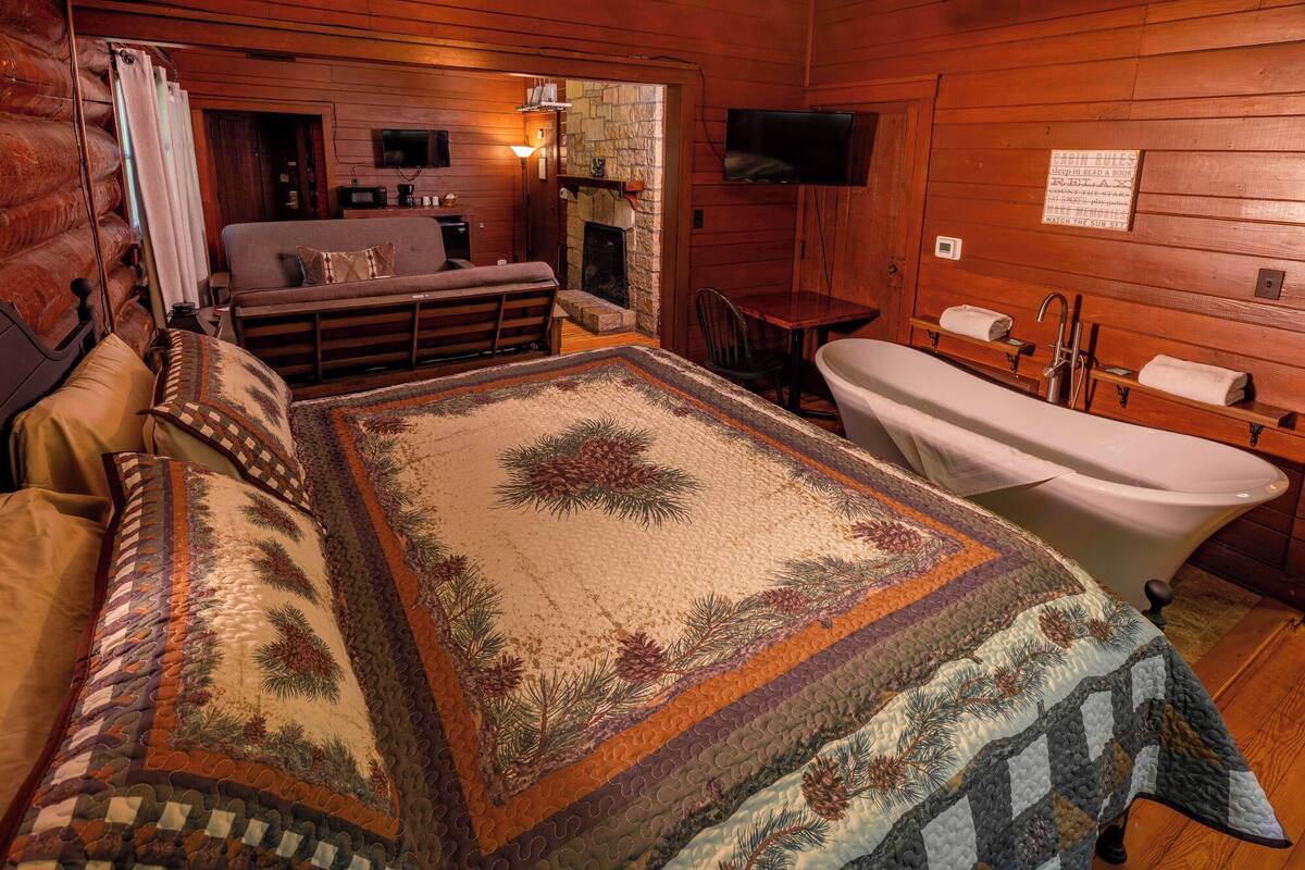 Room, Multiple Beds, Park View