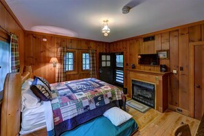 Standard Room, Park View - White Pines Lodge  (Mount Morris)