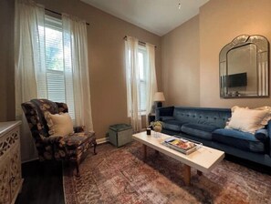 Living area - The Butchertown Sanctuary (Louisville)