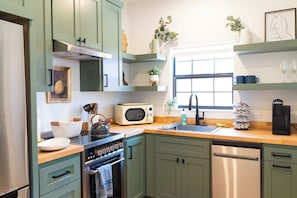 Microwave, oven, stovetop, dishwasher