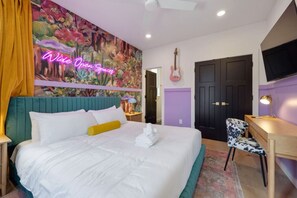 4 多间卧室、办公桌、熨斗/熨衣板、旅行婴儿床