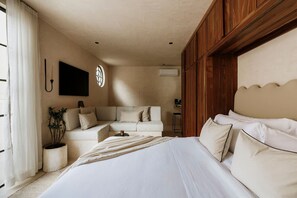 1 bedroom, in-room safe, desk, iron/ironing board - Private Pool and Beach Clubs (Tulum)