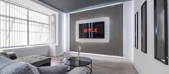 Sleek Retreat:Modern Home-Games Room&Cinema Lounge