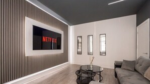 Living area - Sleek Retreat:Modern Home-Games Room&amp;Cinema&nbsp;Lounge (Greater Manchester)