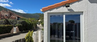 T2 vacation home in Sorède, near Argeles, with swimming pool and private parking