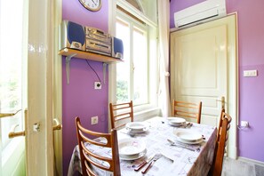 Dining - Apartment 2160/115070 (Istria - Pula), 1500m from the beach (Pula)