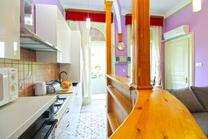 Fridge, oven, stovetop, dishwasher - Apartment 2160/115070 (Istria - Pula), 1500m from the beach (Pula)