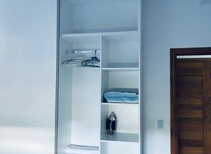 Basic Apartment | 1 bedroom, free WiFi - Apartment Condominium Grace Bay Beach (Providenciales)