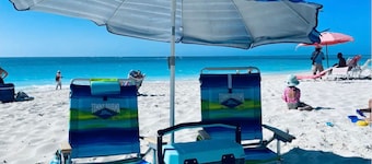 Apartment Condominium Grace Bay Beach