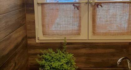 FK Apartment is Situated 60m Away From the Beach and 10km From the Ath.airport