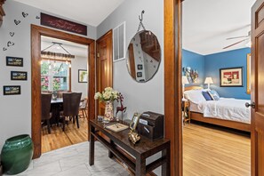 3 Schlafzimmer, Bügeleisen/Bügelbrett, Reisekinderbett, WLAN