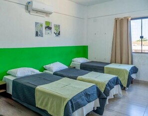 Triple Room, 3 Single Beds