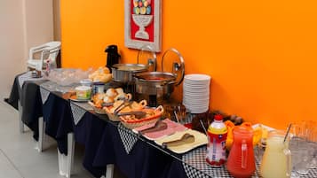 Desayuno buffet incluido todos los días