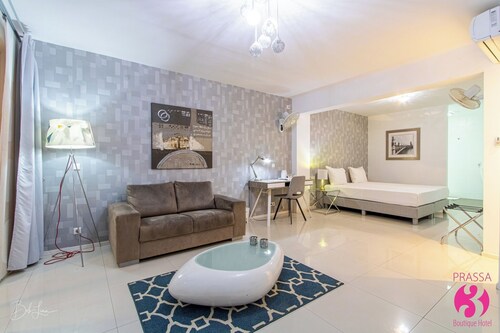 Prassa 3 Boutique Hotel