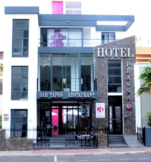 Front of property - Prassa 3 Boutique Hotel (São Vicente)
