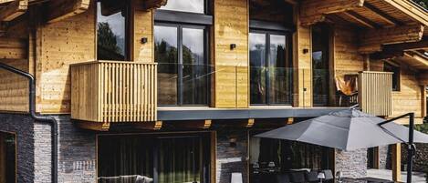 Maison | 6 chambres, bureau, Internet