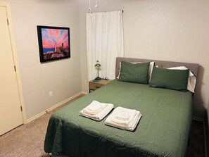 3 bedrooms, iron/ironing board, free WiFi, bed sheets