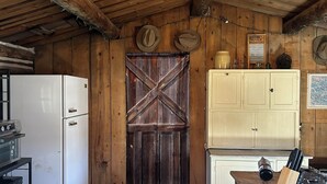 Unclassified image, 2 of 15, button - Rel Rio Rentals (Creede)