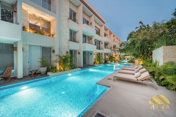 Outdoor pool - NHOA TULUM APARTHOTEL by Maya PM (Tulum)