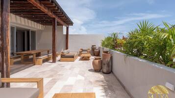 Rooftop terrace