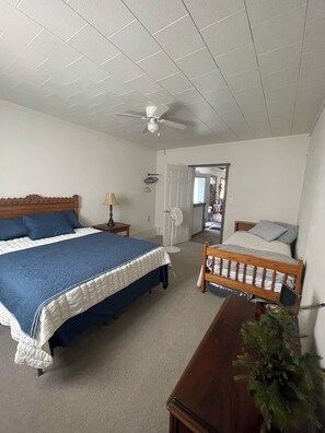 3 bedrooms, WiFi, bed sheets