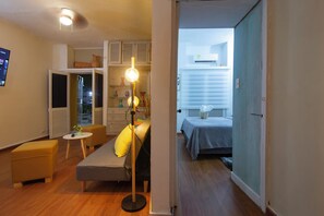 1 chambre, fer et planche à repasser, Wi-Fi, draps fournis