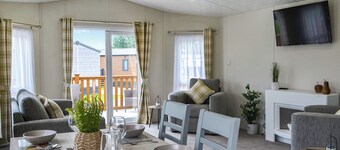 2 bedroom accommodation in Carnaby, near Bridlington