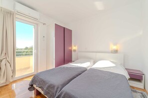 2 habitaciones, tabla de planchar con plancha y wifi gratis