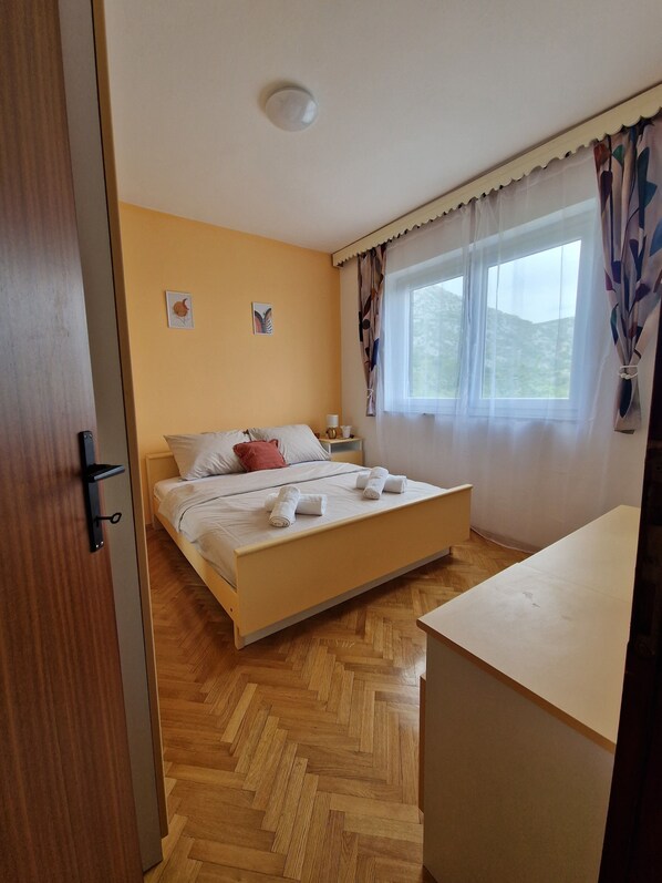 3 chambres, Wi-Fi, draps fournis