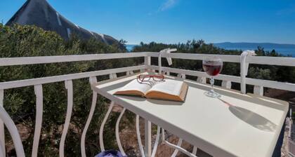 Apartments Lili - Two Bedroom Apartment with Balcony