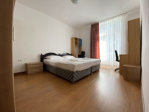 2 habitaciones, internet y ropa de cama 