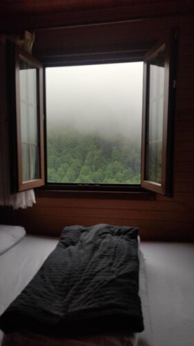 Cozy Wooden Room with WiFi & Breakfast in Ayder - Fora Pension
