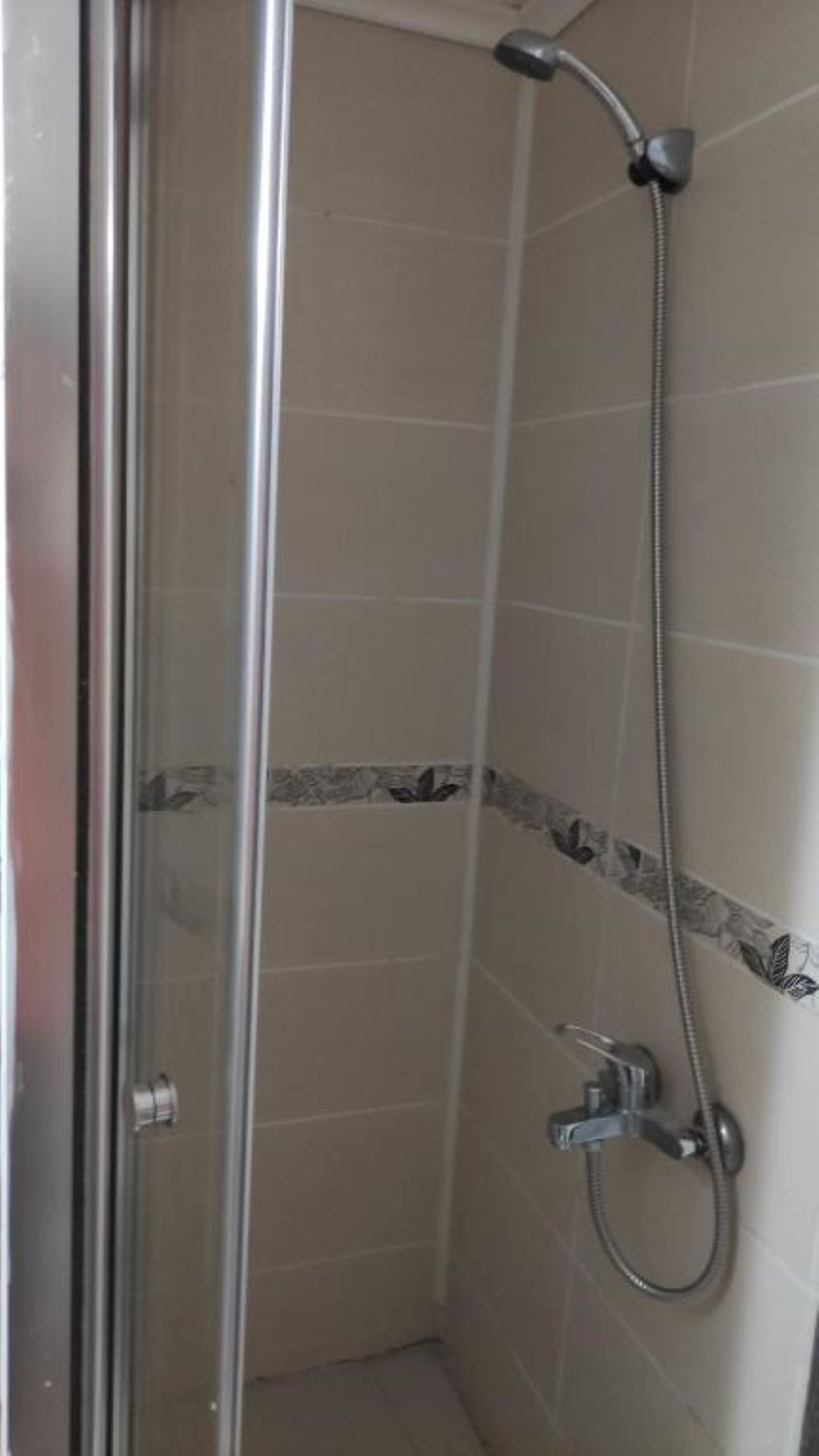 淋浴設備、風筒、提供毛巾、番梘