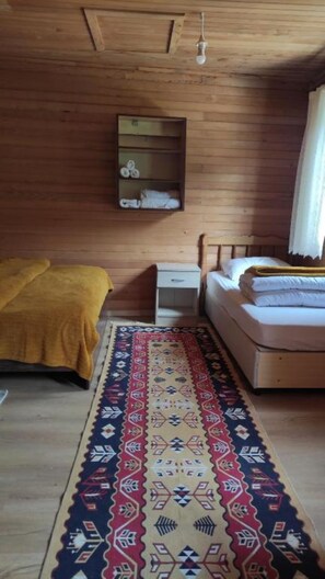 1 bedroom, iron/ironing board, WiFi, bed sheets - Comfort Triple Room - Fora Pension
 (Rize)